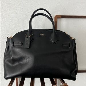 Coach Empire  Carryall 40
